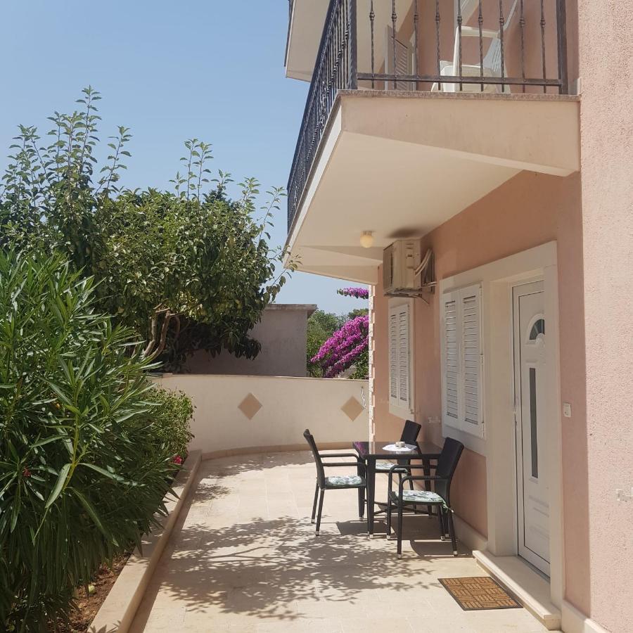Apartment Ruzica *